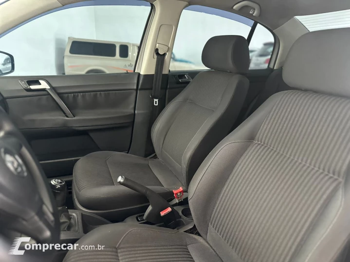 POLO SEDAN 1.6 MI 8V