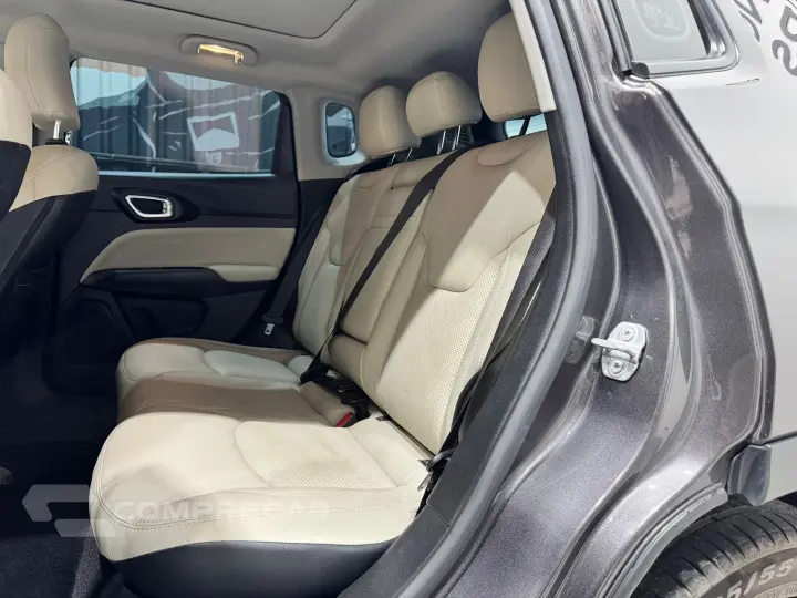 COMPASS 1.3 T270 TURBO FLEX LONGITUDE AT6