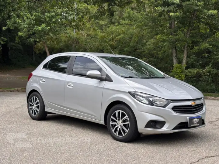 ONIX 1.4 MPFI LT 8V FLEX 4P AUTOMÁTICO