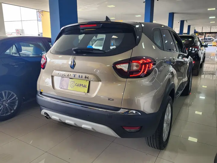 CAPTUR Intense 1.3 TB 16V Flex 5p Aut.
