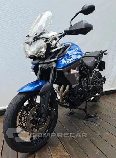 TRIUMPH TIGER 800 XRX