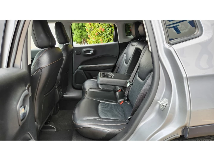 COMPASS 2.0 16V FLEX LONGITUDE AUTOMÁTICO