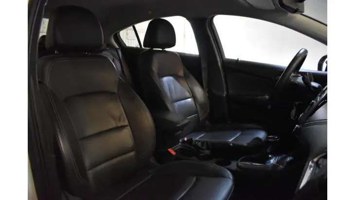 CRUZE HATCH - 1.4 TURBO SPORT6 LTZ 16V 4P AUTOMÁTICO