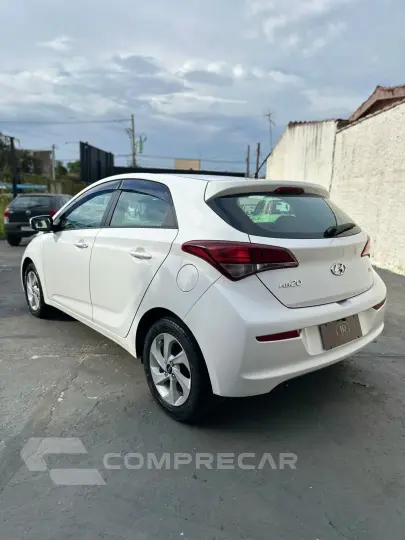 HB20 1.6 Comfort Plus 16V