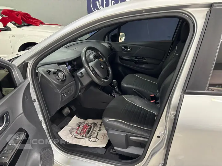 CAPTUR Intense 2.0 16V Flex 5p Aut.