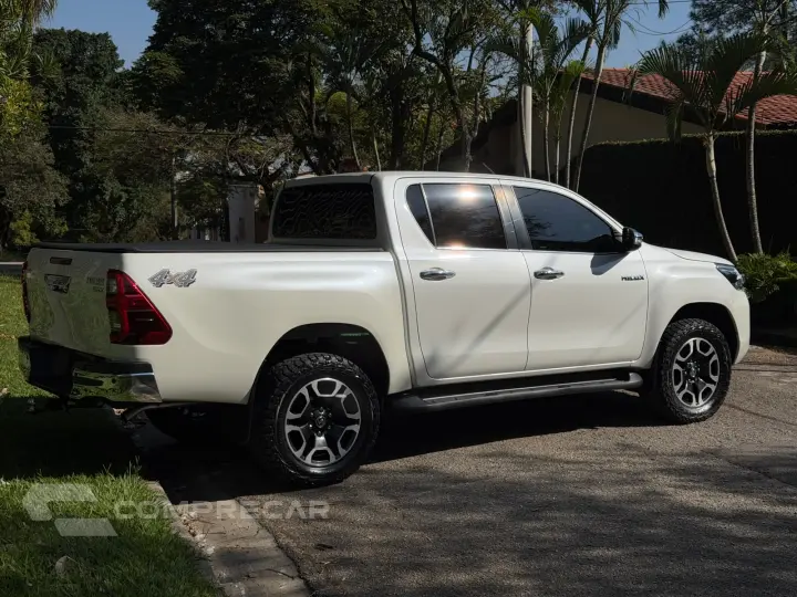 HILUX 2.8 D-4d Turbo CD SRX 4X4