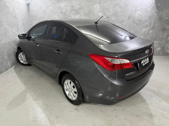 HB20S 1.6 Comfort Plus 16V