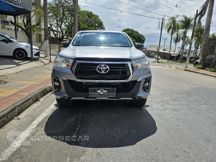 HILUX 2.7 SR 4X2 CD 16V