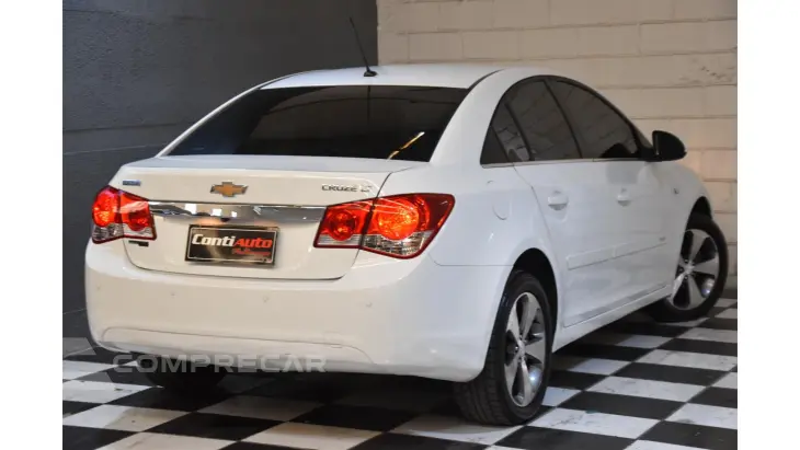 CRUZE SEDAN - 1.8 LT 16V 4P AUTOMÁTICO