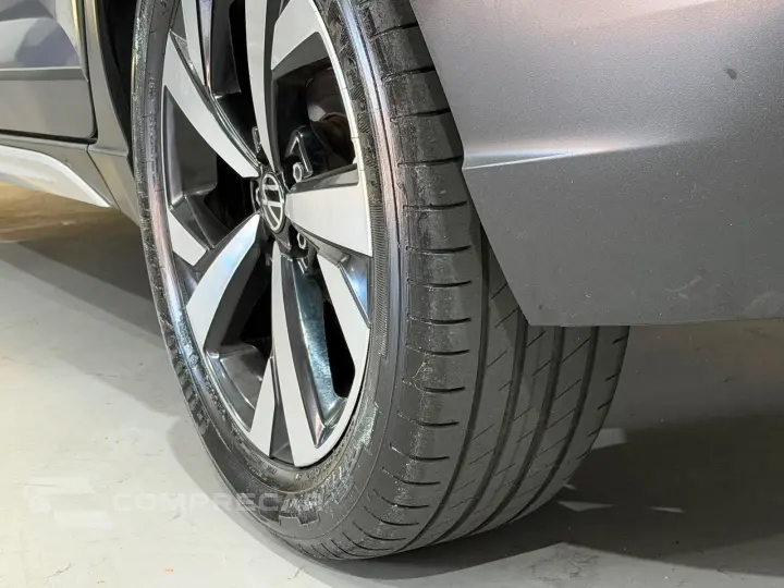 Nivus Highline 1.0 200 TSI Flex Aut.