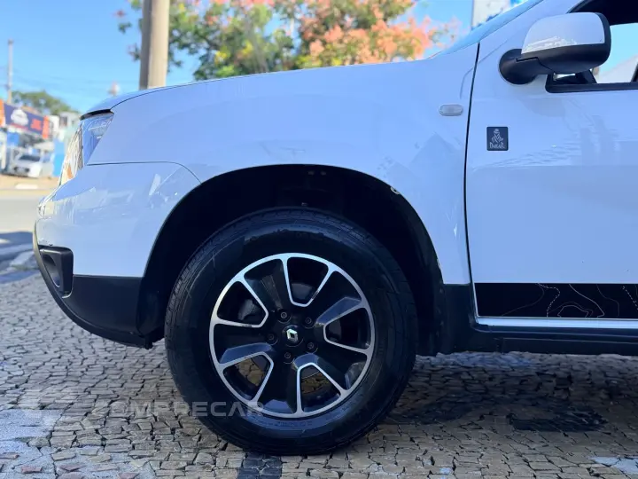 DUSTER 1.6 Dakar 4X2 16V