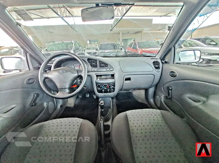 COURIER 1.6 L 8V