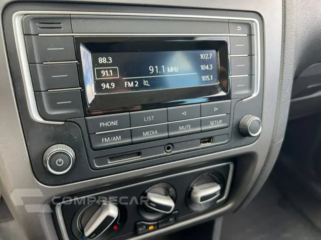 FOX - 1.6 MSI TRENDLINE 8V 4P MANUAL