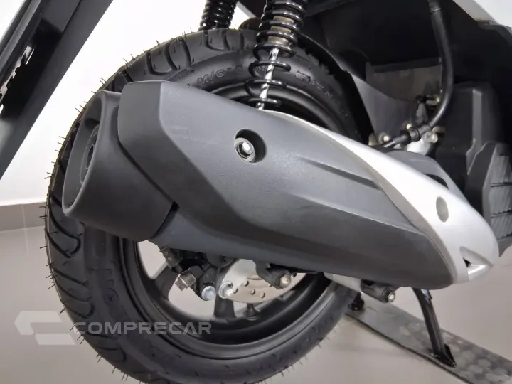 PCX DLX