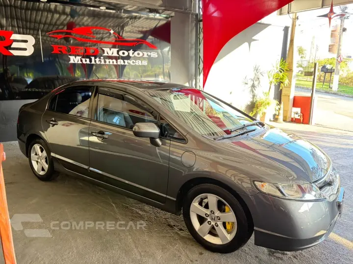 CIVIC 1.8 LXS 16V GASOLINA 4P AUTOMÁTICO
