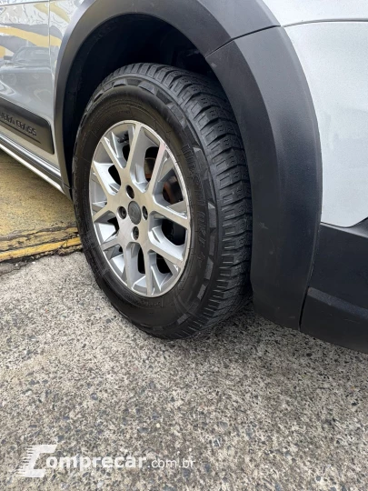 SAVEIRO 1.6 Cross CD 16V