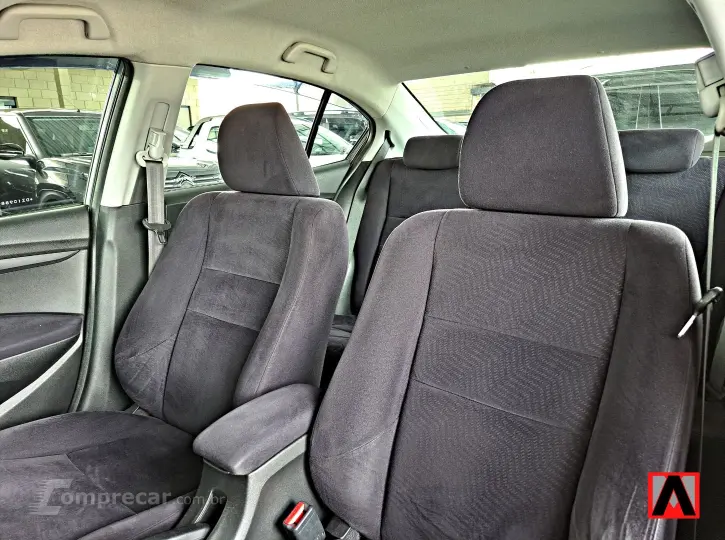 CITY 1.5 LX Sedan 16V