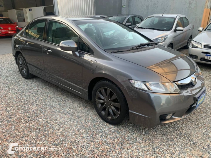 Civic 1.8 16V 4P FLEX LXL SE
