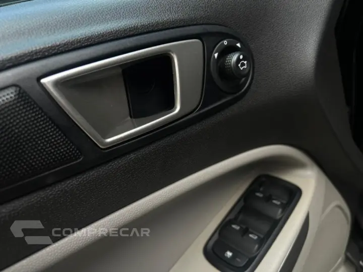 ECOSPORT 1.6 TITANIUM 16V FLEX 4P MANUAL