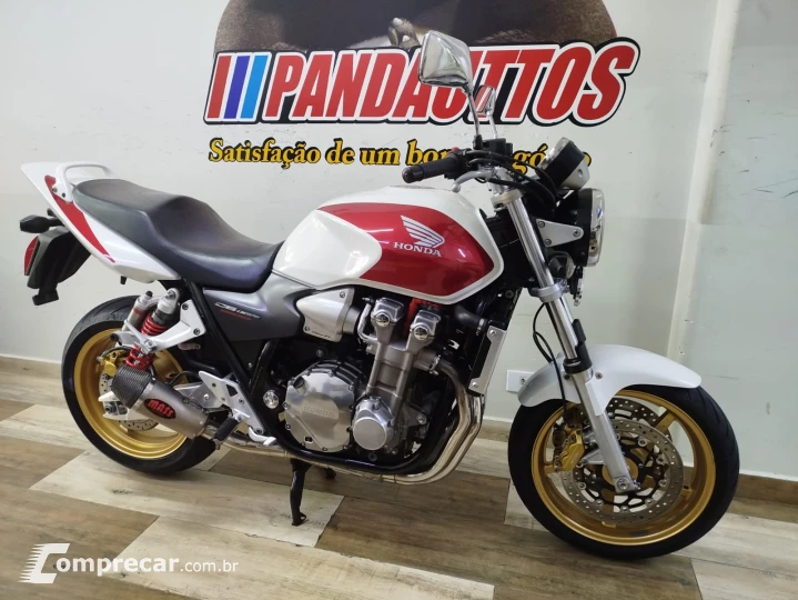 CB 1300