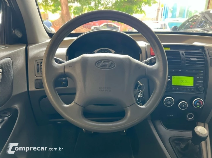 TUCSON 2.0 MPFI GL 16V 2WD