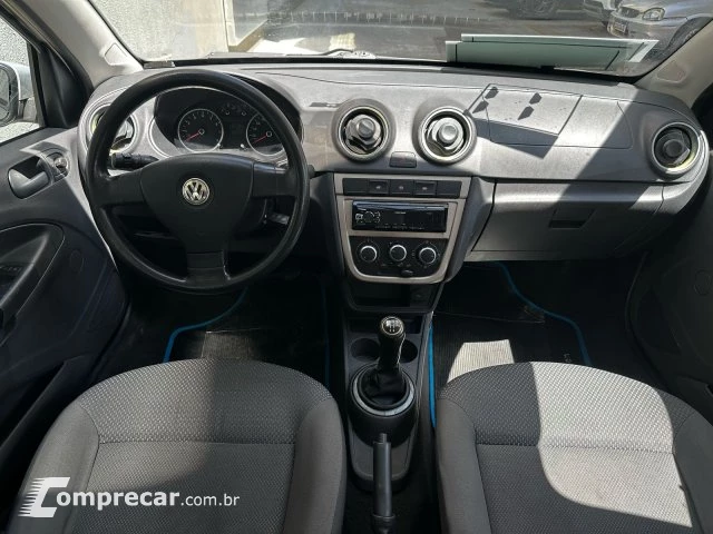 VOYAGE - 1.0 MI 8V 4P MANUAL