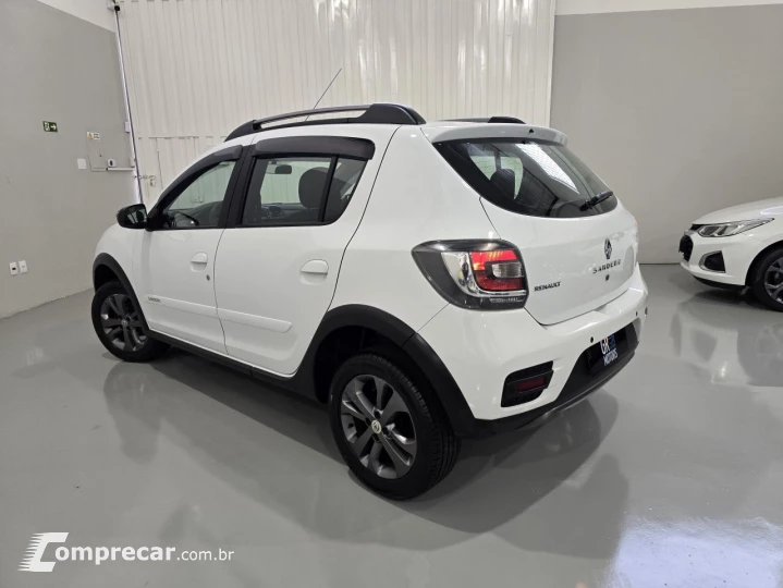 SANDERO STEPWAY Hi-Power 1.6 8V 5p