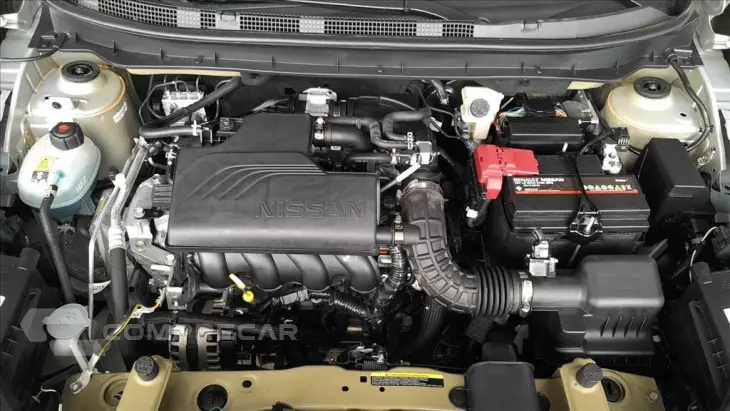 KICKS PLAY 1.6 16V FLEXSTART SENSE XTRONIC