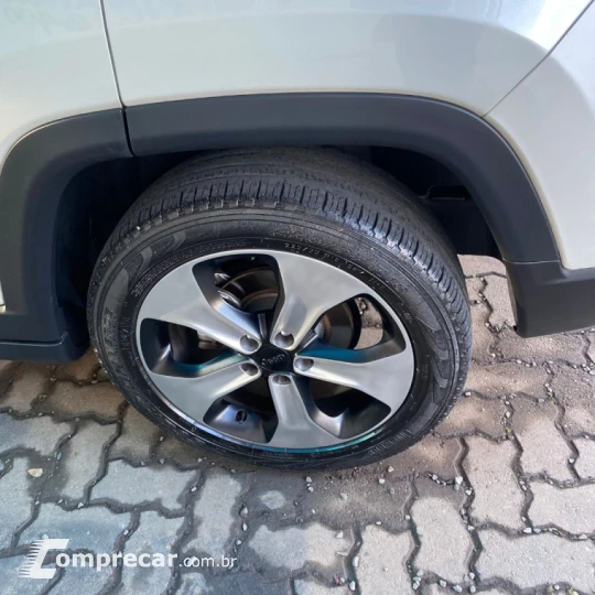 COMPASS 2.0 Sport 4X2 16V