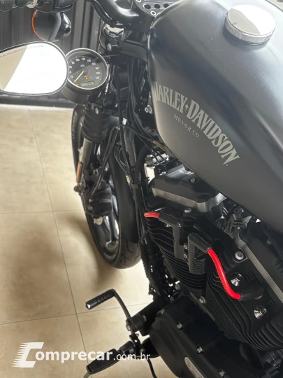 Sportster Iron 883