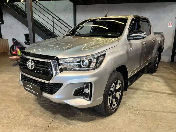 Hilux Caminhonete 2.8 16V SRX 50 ANOS 4X4 TURBO DIESEL CABIN