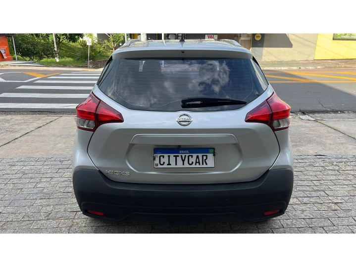 KICKS 1.6 16V FLEXSTART S 4P XTRONIC