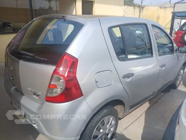 SANDERO - 1.6 EXPRESSION 8V 4P MANUAL