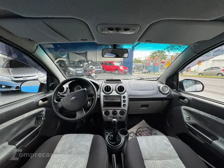 FIESTA 1.6 Rocam Sedan 8V