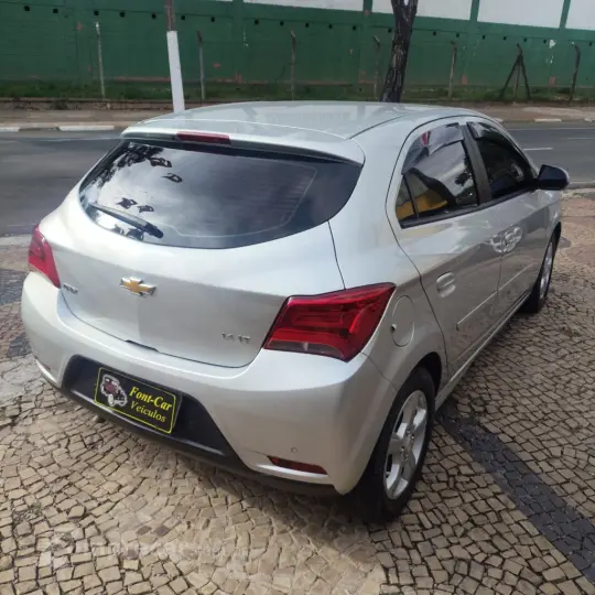 ONIX HATCH LT 1.4 8V FlexPower 5p Mec.