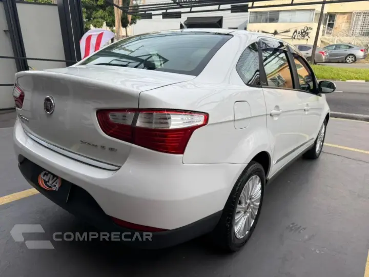 Grand Siena ESSENCE 1.6 Flex 16V