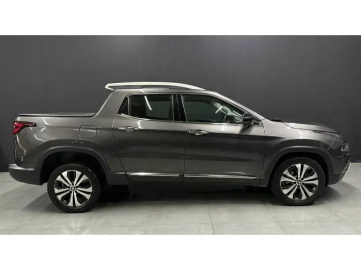 TORO 2.0 16V TURBO DIESEL VOLCANO 4WD AT9