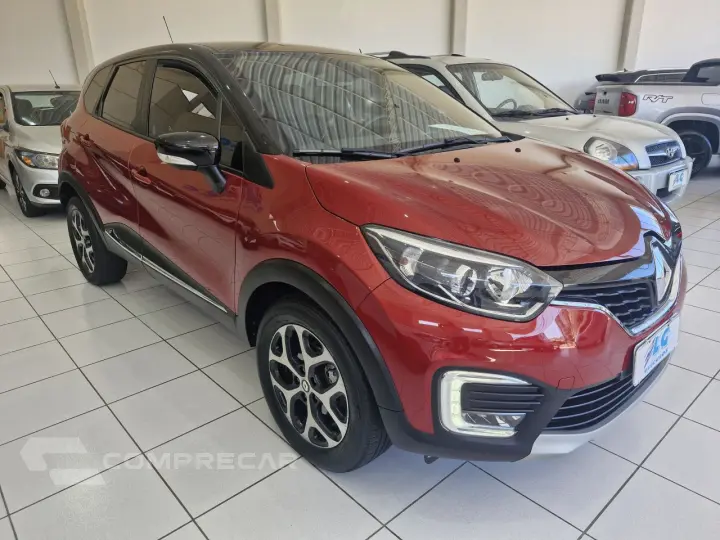 Captur 2.0 16V 4P FLEX INTENSE AUTOMÁTICO