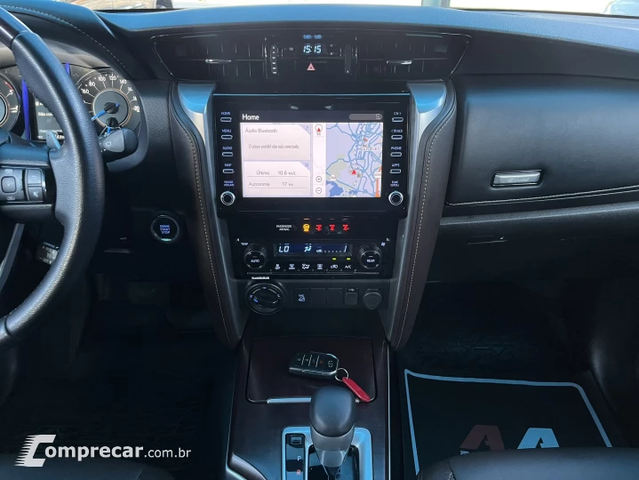 HILUX SW4 2.8 D-4d Turbo SRX 7L 4X4