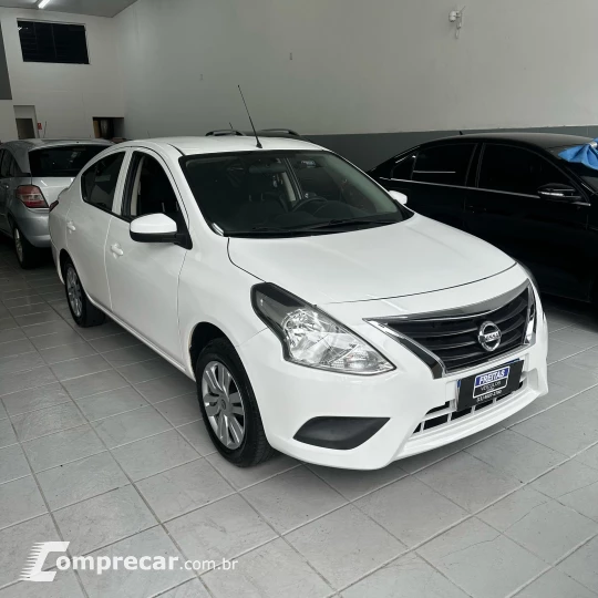 VERSA 1.0 12V FlexStart 4p Mec.