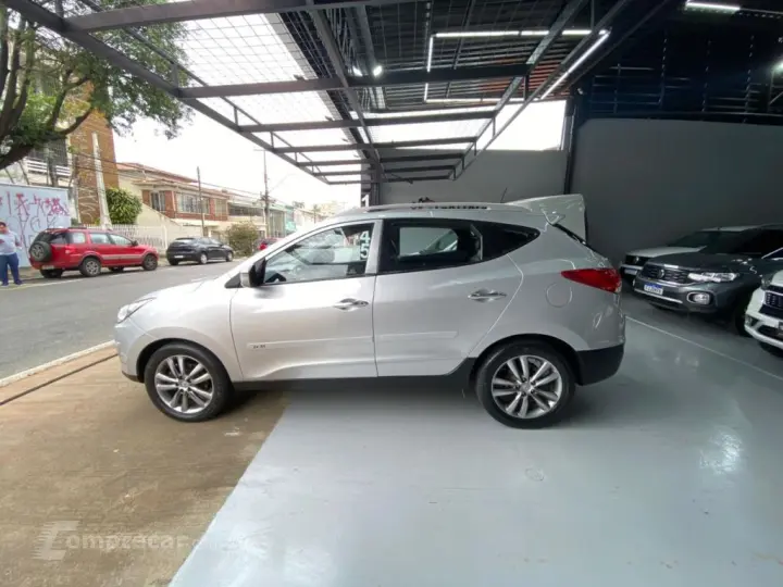 ix35 GLS 2.0 16V 2WD Flex Aut.