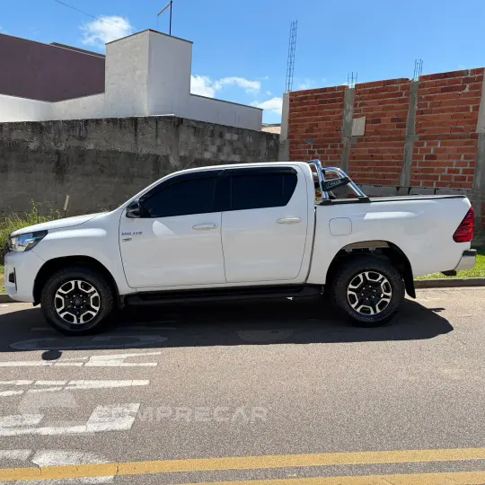 HILUX 2.7 SR 4X2 CD 16V