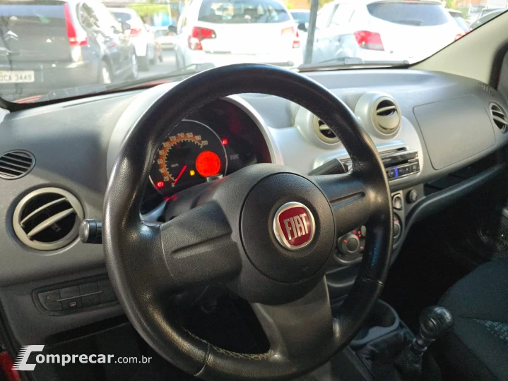 Uno Attractive 1.4 8V (Flex) 4p
