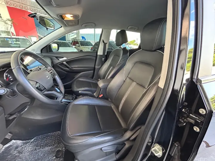 TRACKER Midnight 1.0 Turbo 12V Flex Aut.