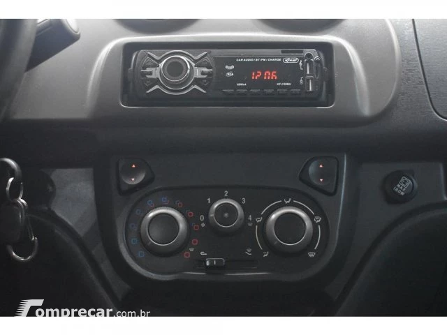 UNO - 1.0 EVO VIVACE 8V 4P MANUAL