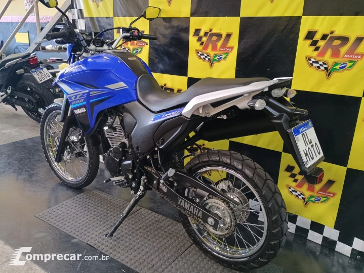 XTZ 250 lander