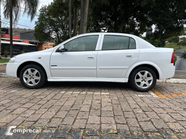 Astra Advantage 2.0 MPFI 8V FlexPower 5p