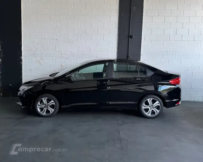 CITY Sedan LX 1.5 Flex 16V 4p Aut.