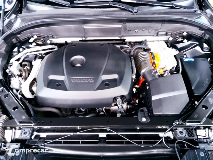 XC40 P8 RECHARGE ELECTRIC BEV PURE AWD