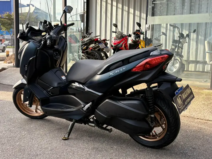 XMAX 250 ABS